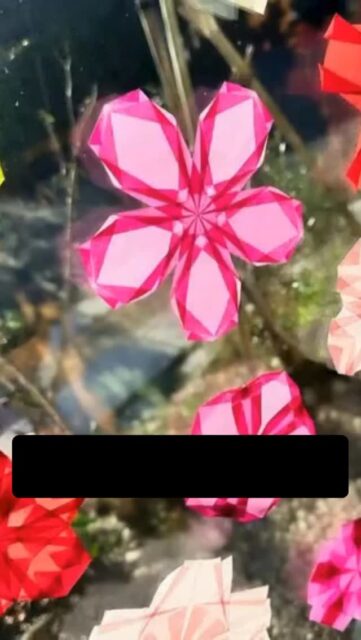 🌸 桜、そろそろ仕込みです

卒園・入学の装飾そろそろ
取り掛かりたいところですね💨

「装飾を考える時間すらない…！」 という忙しい現場のみなさま。 
桜だけを集めた透ける折り紙の本 今年もご活用くださいね ♥️

6つの基本形から展開できる構成なので あまり考えずに折っているうちに なんと22種類の桜ができあがりますよー

短時間で数が必要なときに、 ちょうどいい一冊です ✨

桜だけの本は Amazonにあります。 プロフィールのハイライトからどうぞ🌸

👉️ @uttorigami_official

📖折り図概要
 ・桜22種＋梅・桃のおまけ（全24作品） ・印刷版／電子版あり ・折り方動画はありません ・折り紙は付属しておりません
・2025年2月 Amazon出版

#保育士 #壁面装飾
#花の折り紙