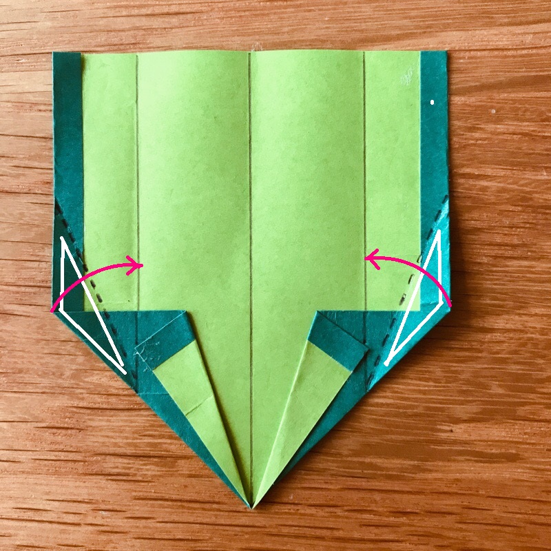 つつじの折り方 ひかりとり紙 トランスパレントペーパー 折り紙 うっとりがみ公式サイト